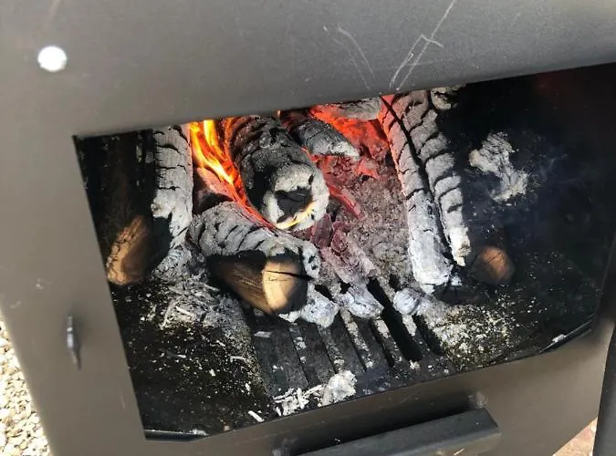 Bed and breakfast Tiny House Et Bain Nordique A La Ferme