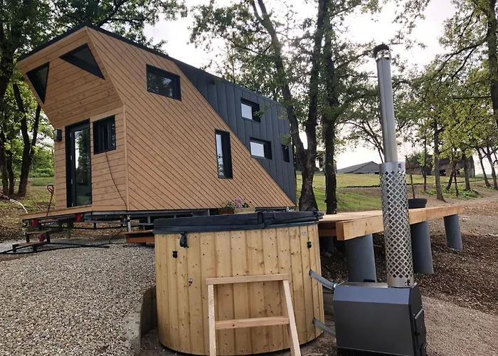Tiny House Et Bain Nordique A La Ferme 3* Cuzance